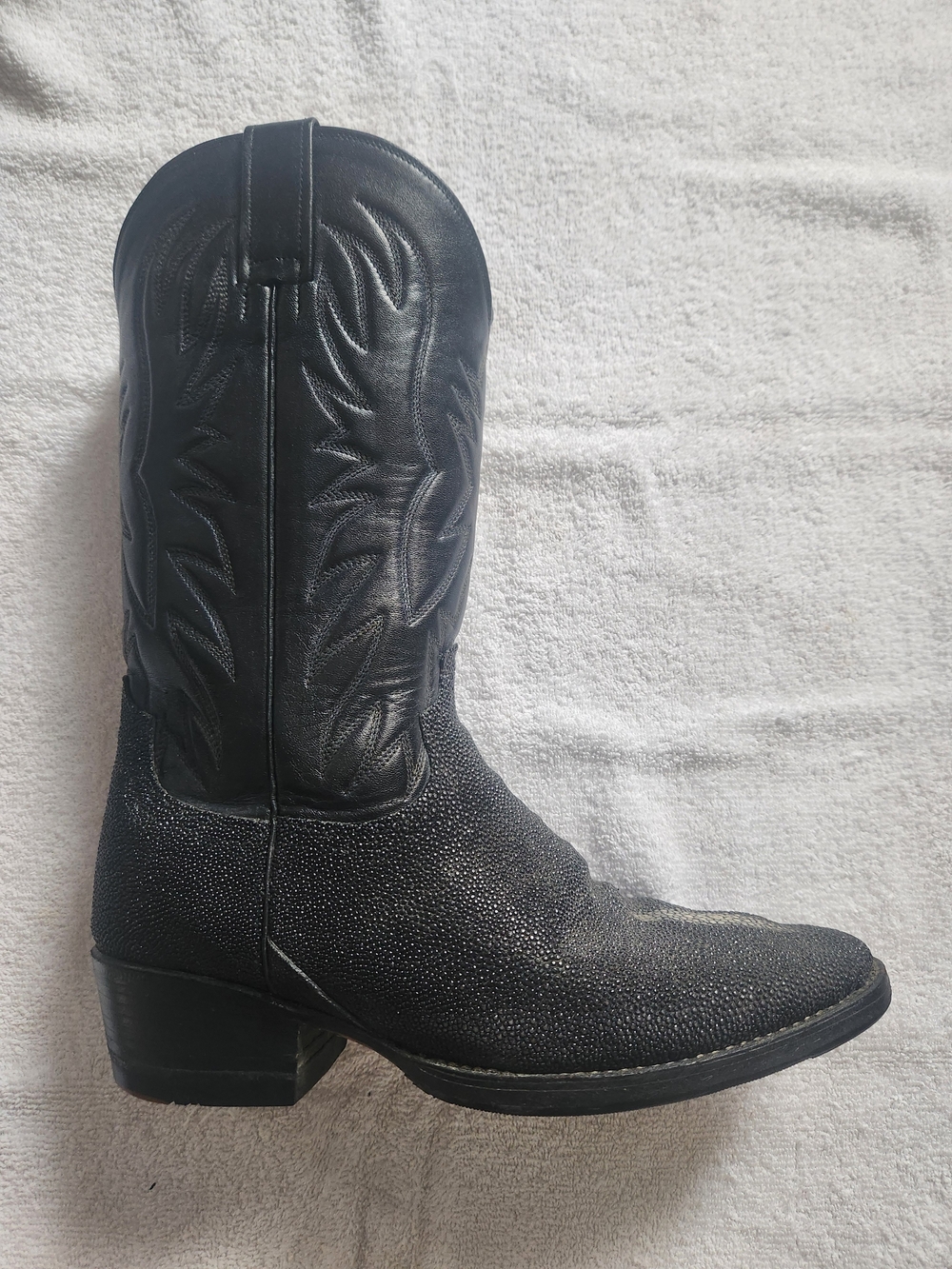 Black Men’s Western Cowboy Boots - Classic Style